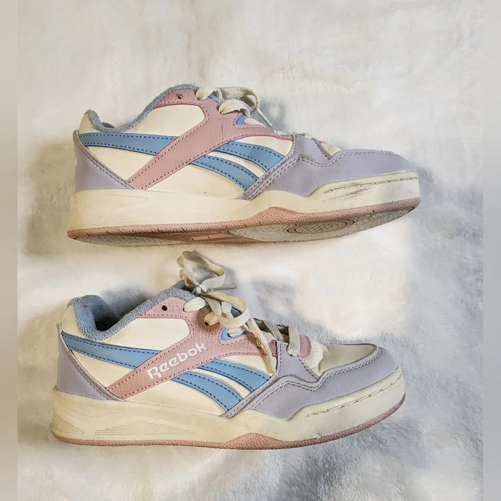 Reebok‎ BB 4000 Girls Sneakers - White, Blue, Purple, and Pink, GUC, Size 3K
